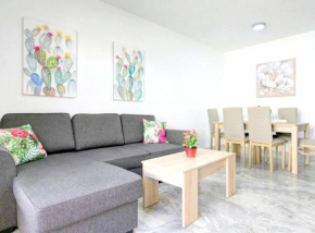 Modern Apartment in Fuengirola 70 m² with Shared Pool